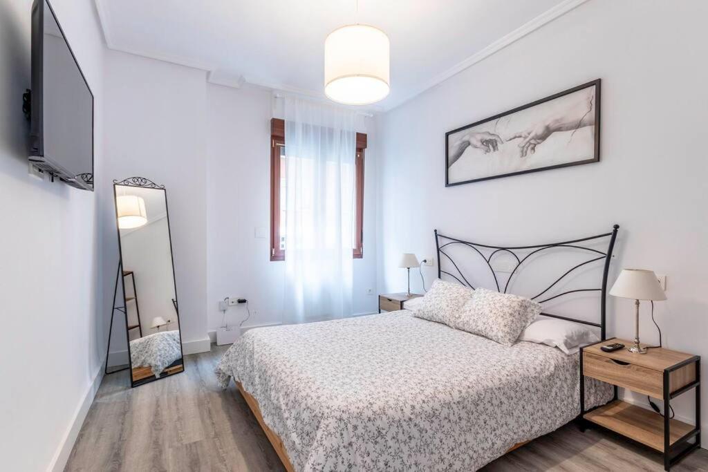 Piso En El Corazon De Bilbao Appartement Buitenkant foto